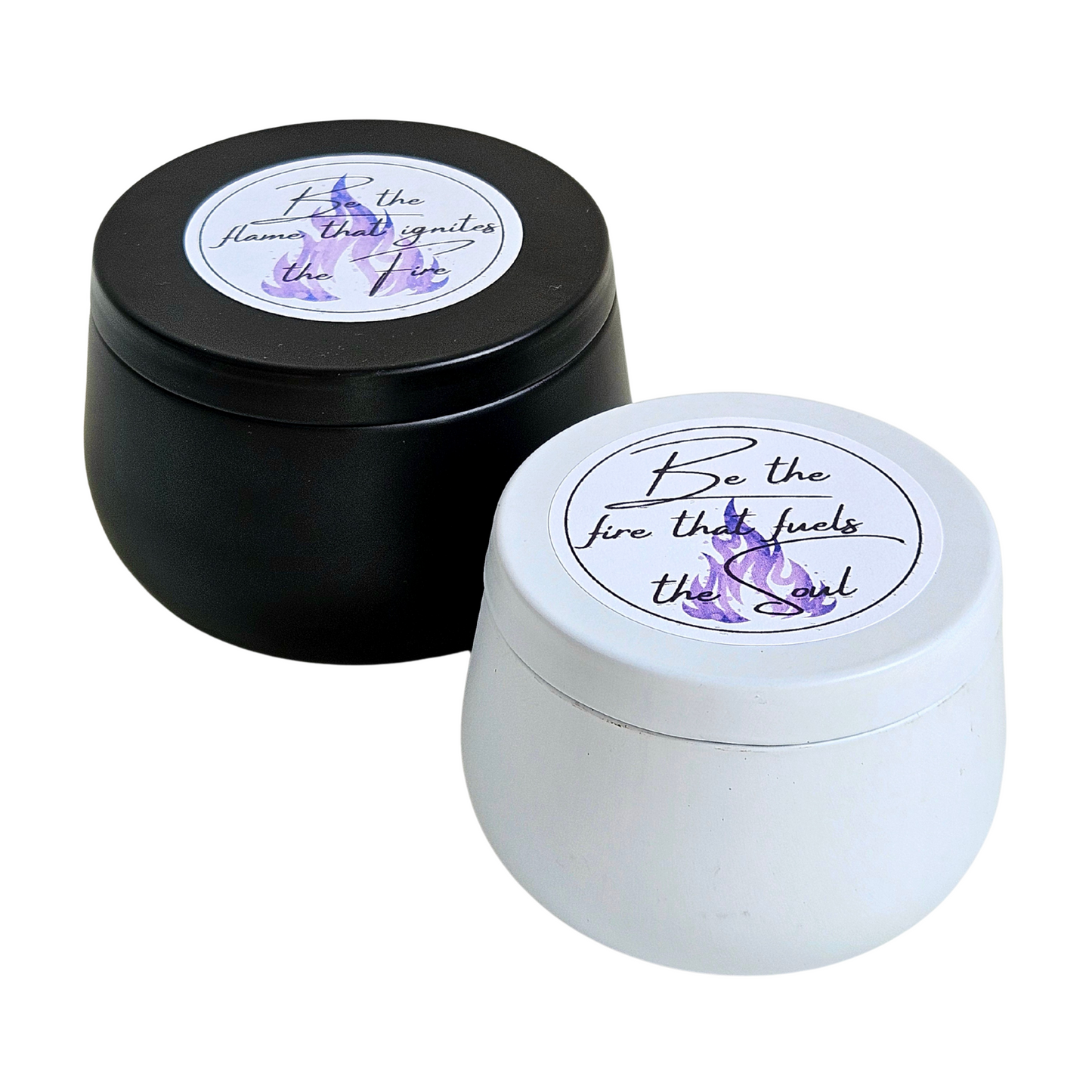 Detailaufnahme der Violetten Flamme Kerzen – achtsames Geschenk für spirituelle Rituale & innere Wandlung