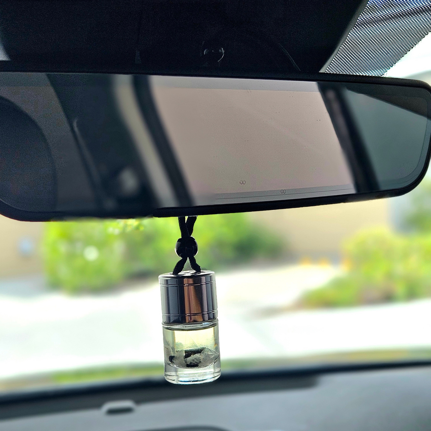 Herzöffnender Car Diffuser mit Duft & Edelsteinen – liebevolle Energie für unterwegs