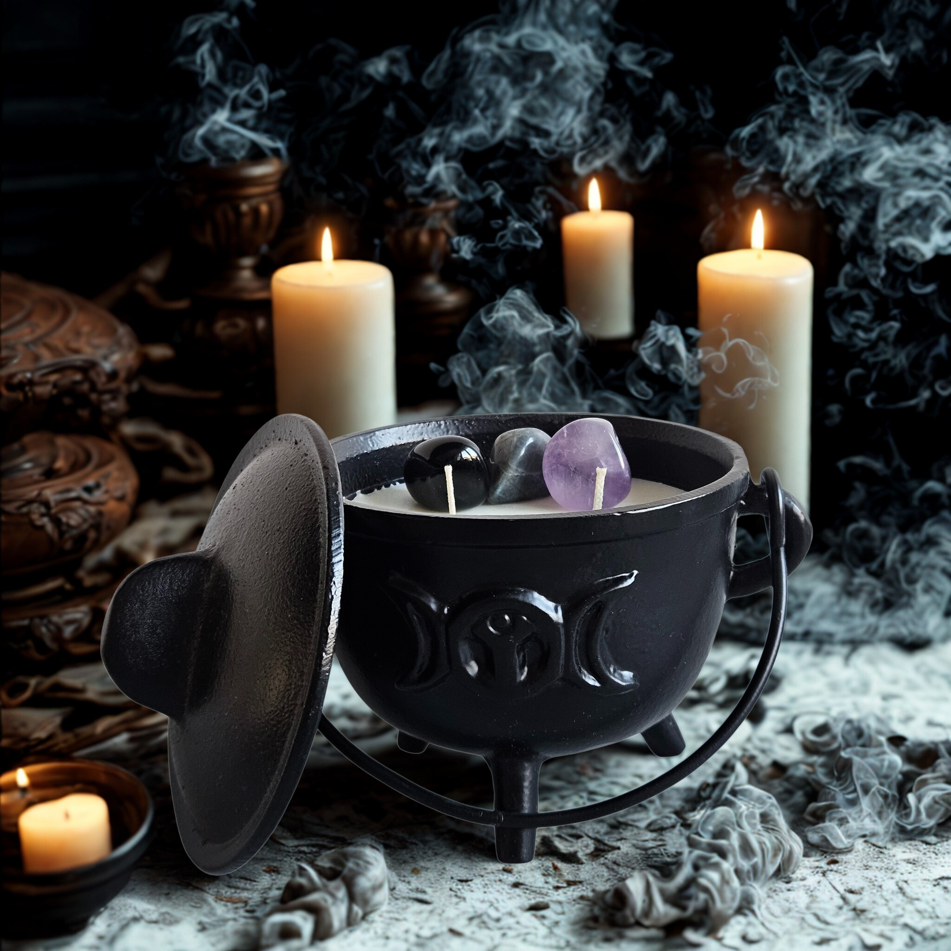 Hexenkessel Kerze gross – Tiefe Magie & Transformation stimmungsvolle ambiente Aufnahme