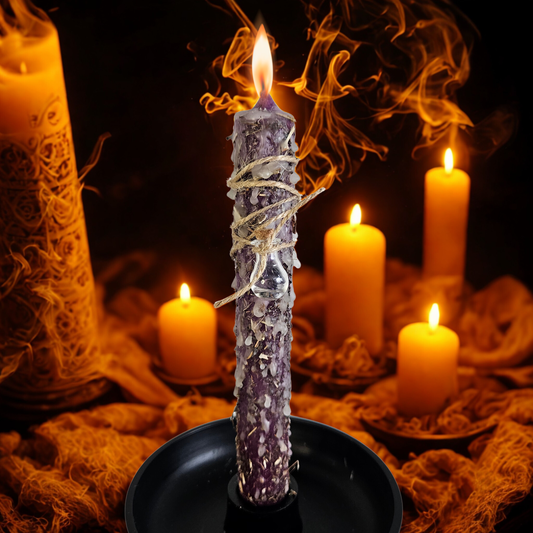 Ritualkerze Aubergine in Transformation und innere Stärke mit Vervain und Tulsi, DreamOn