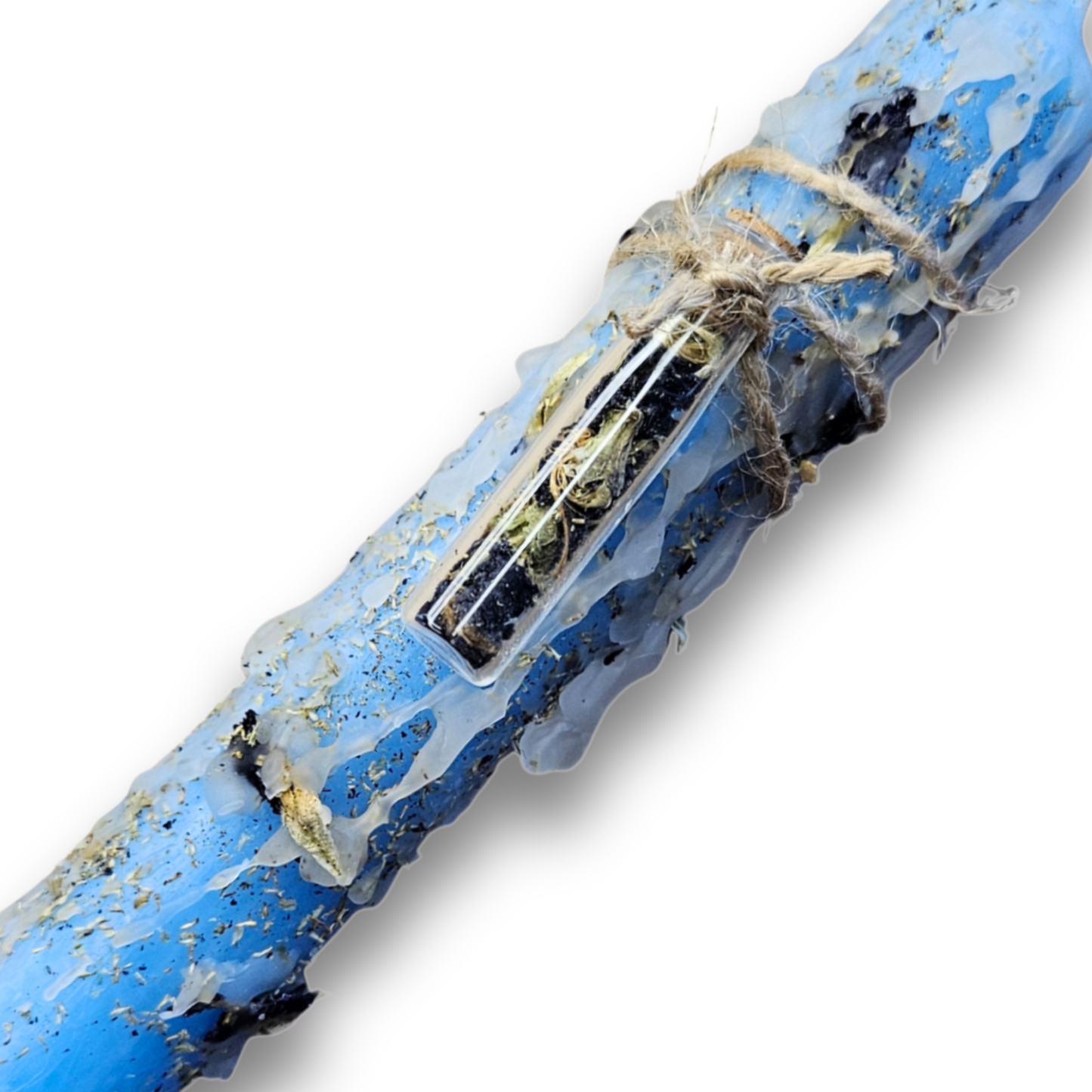 Detailaufnahme der himmelblauen Ritualkerze mit Glasröhrchen, Kamille und Butterfly Pea – handgefertigt für Ruhe, Heilung und innere Klarheit.