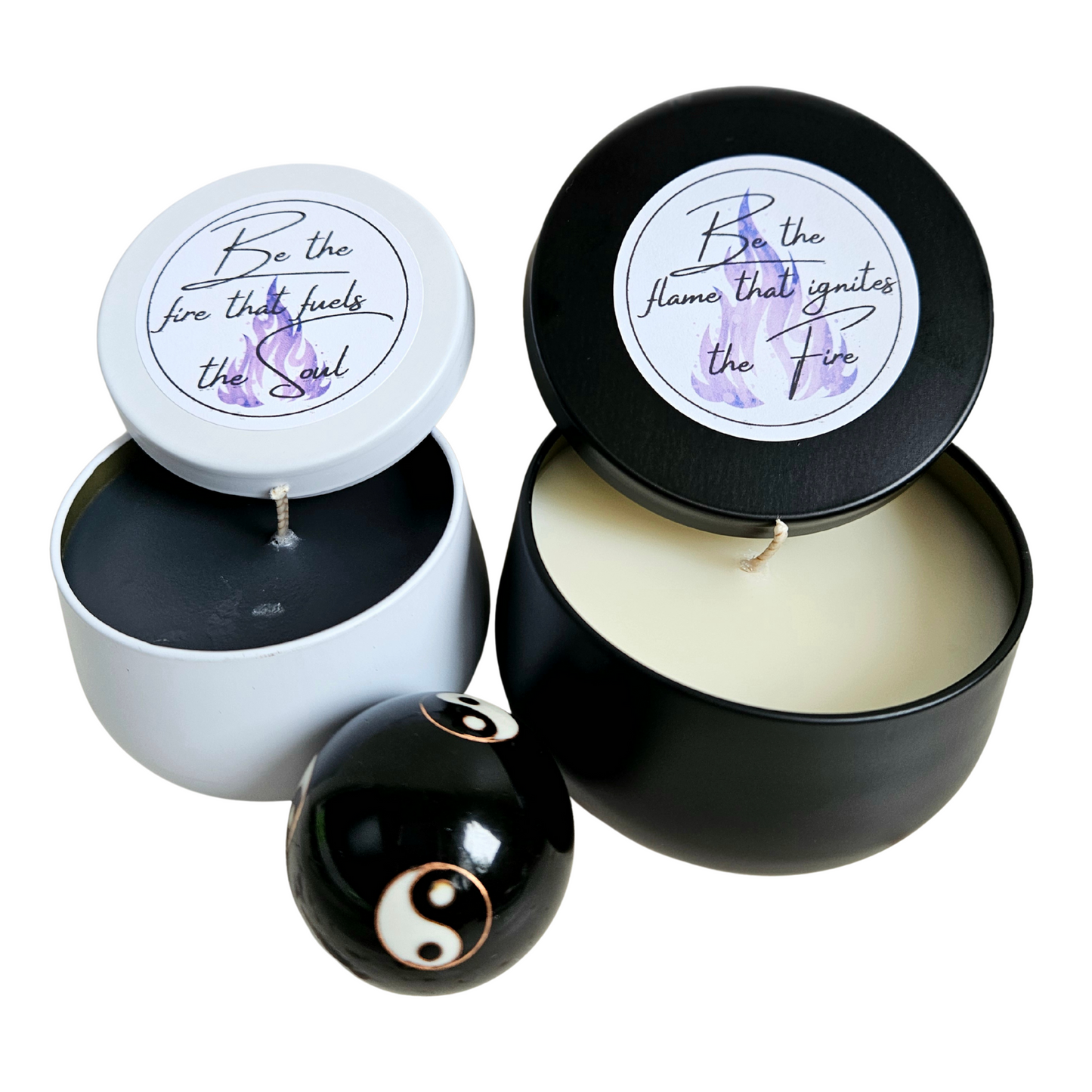 Draufsicht des Violette Flamme Kerzensets – spirituelle Kerzen mit Zitaten für Meditation & Heilung