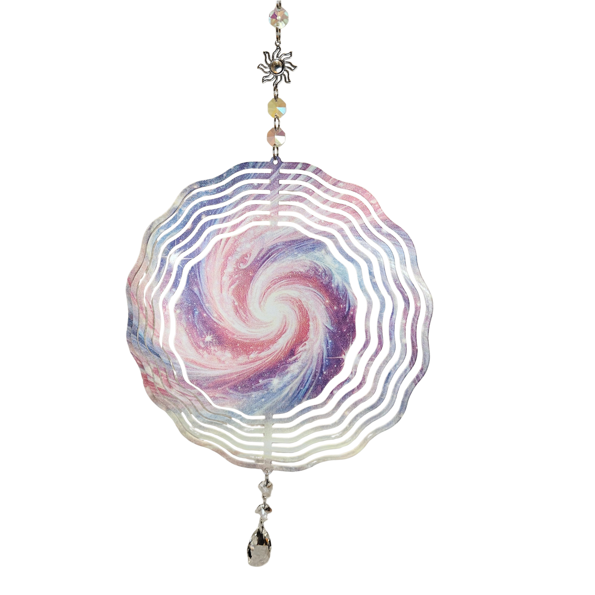 Universum Windspinner freigestellt – 3D-Metallspirale mit Sternenwirbel-Motiv