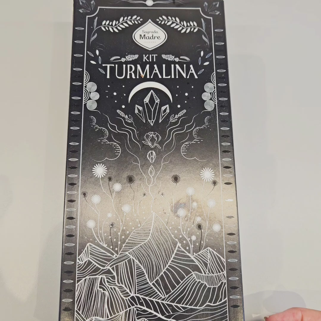 Geschenkbox Turmalin von Sagrada Madre – Video welches die Box und deren Inhalt zeigt.