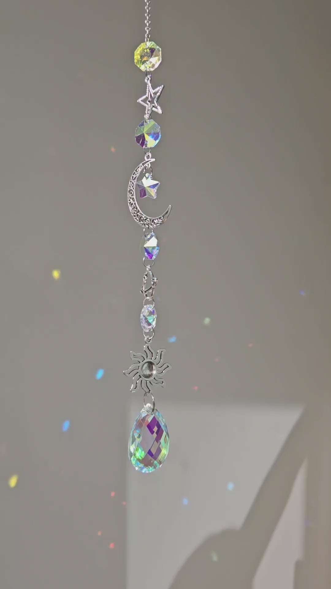 Fantasievoller Universum-Suncatcher mit Planeten, Kristallen & Sternen – ein Hauch kosmischer Magie für dein Zuhause, Video